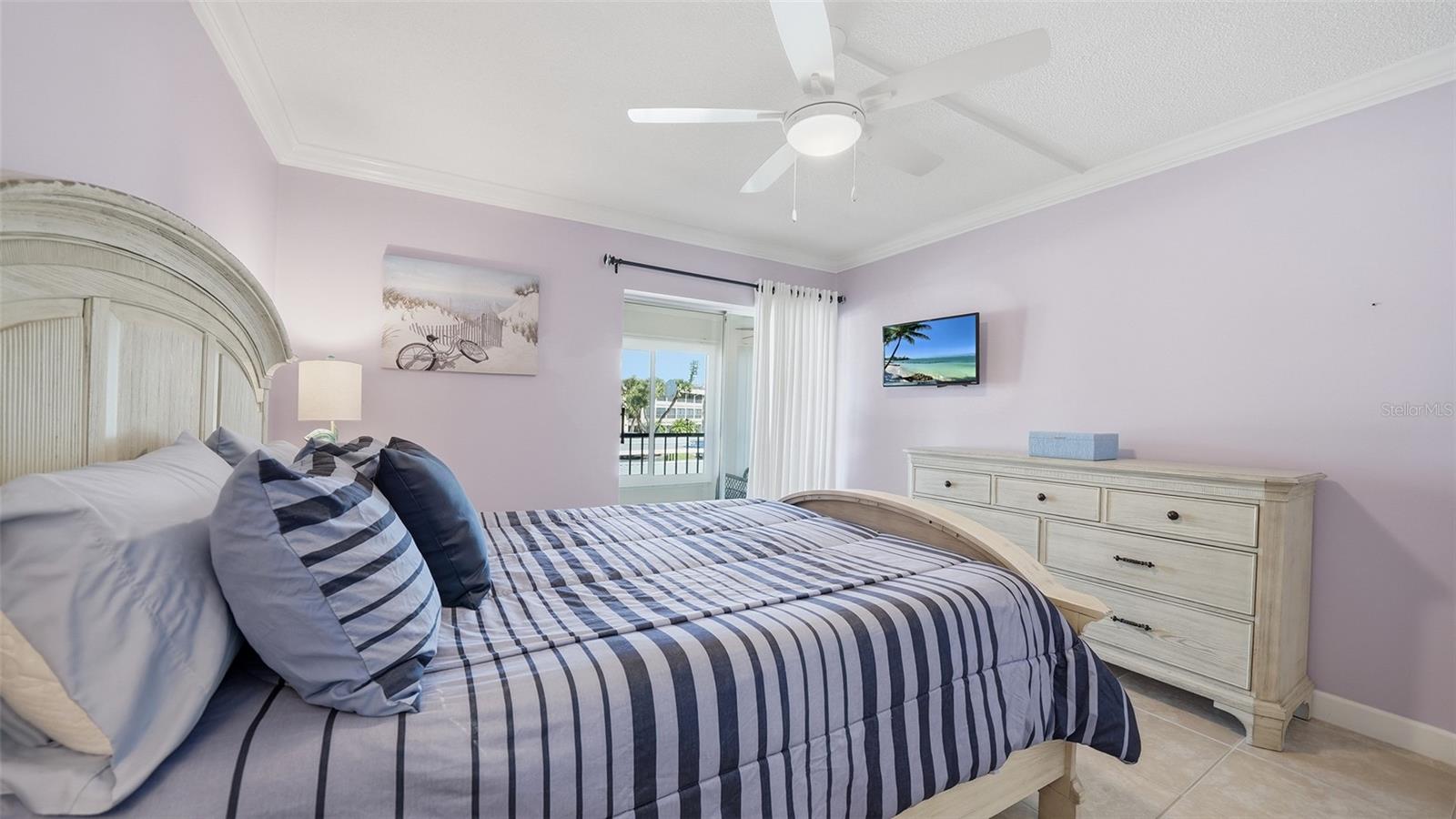 199 WHISPERING SANDS DR #204