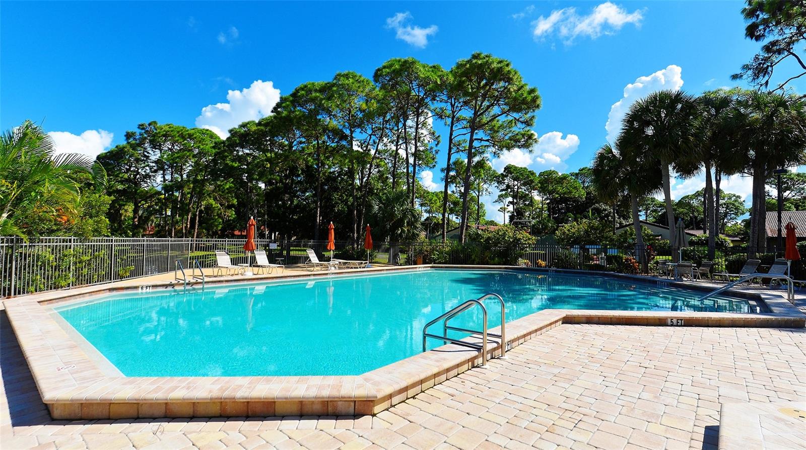 3784 PINECONE CT #159