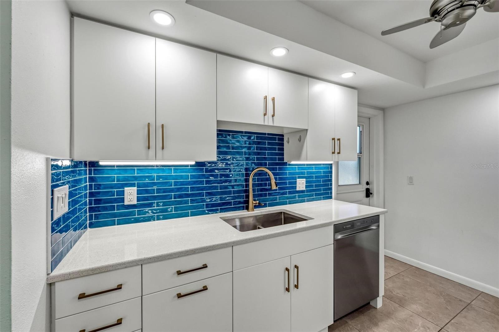 101 LOUELLA LN #5