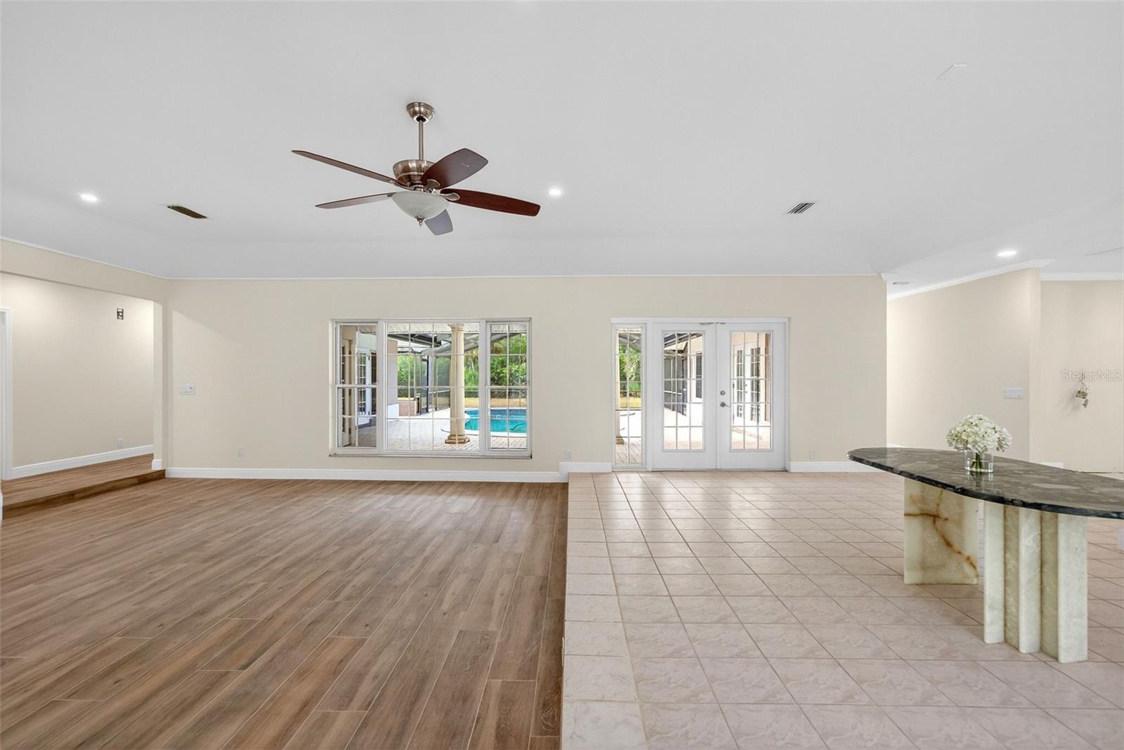7108 MIDNIGHT PASS RD