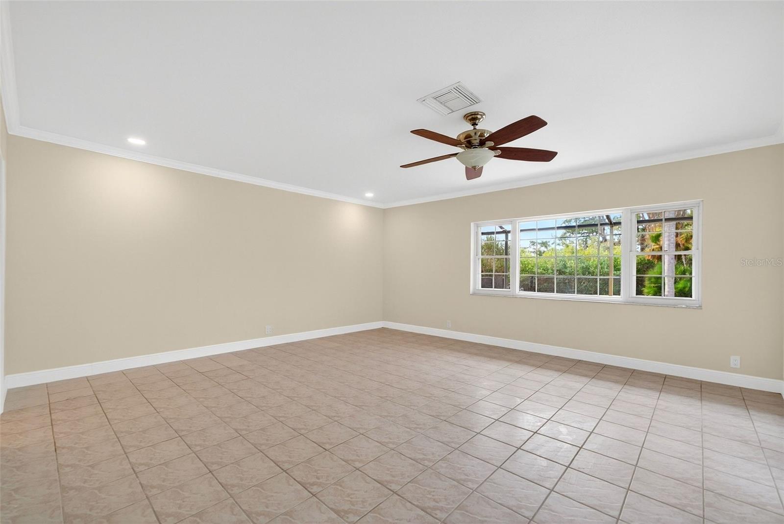 7108 MIDNIGHT PASS RD