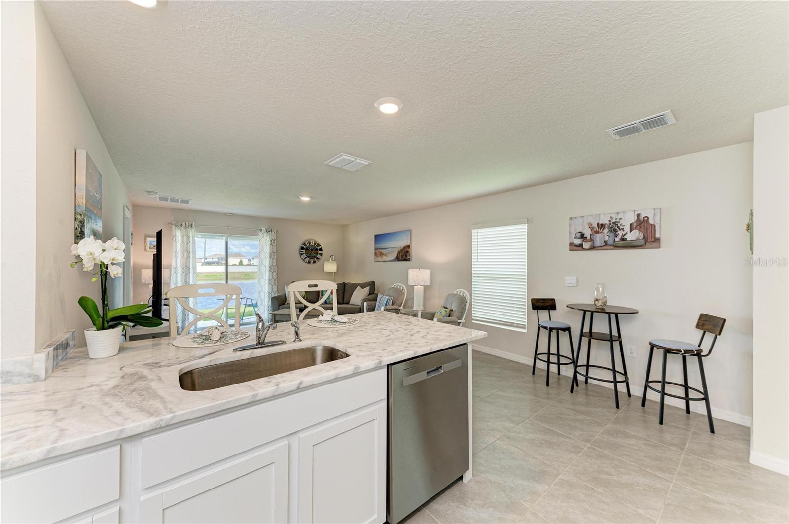 3915 DIRECT GREEN PL