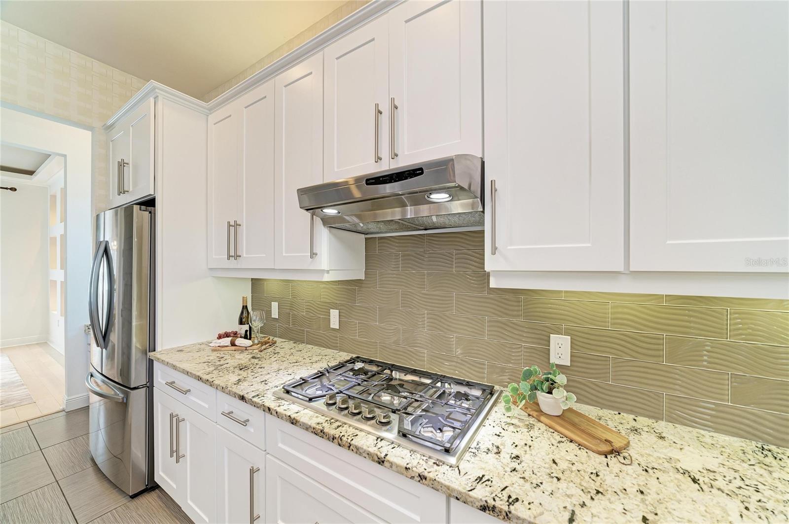 826 HONEYFLOWER LOOP