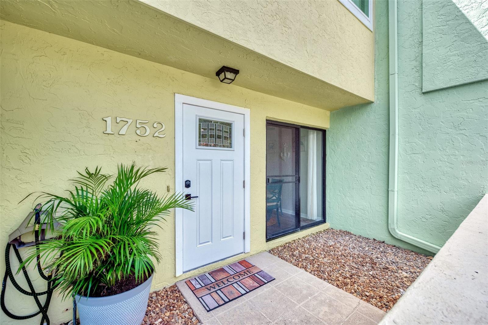 1752 STICKNEY POINT RD #102