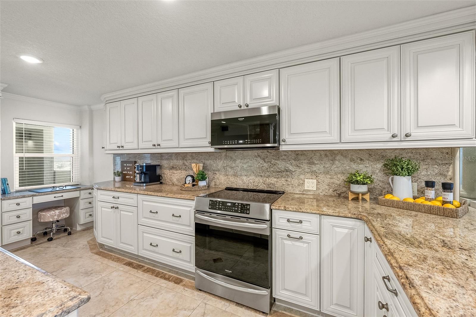 20 WHISPERING SANDS DR #1102