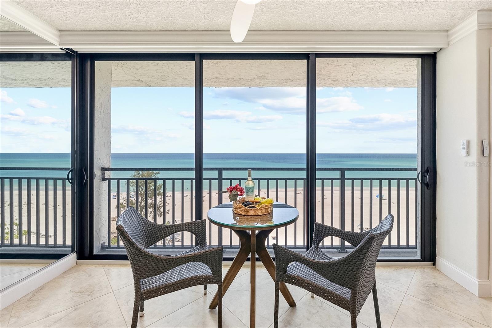 20 WHISPERING SANDS DR #1102