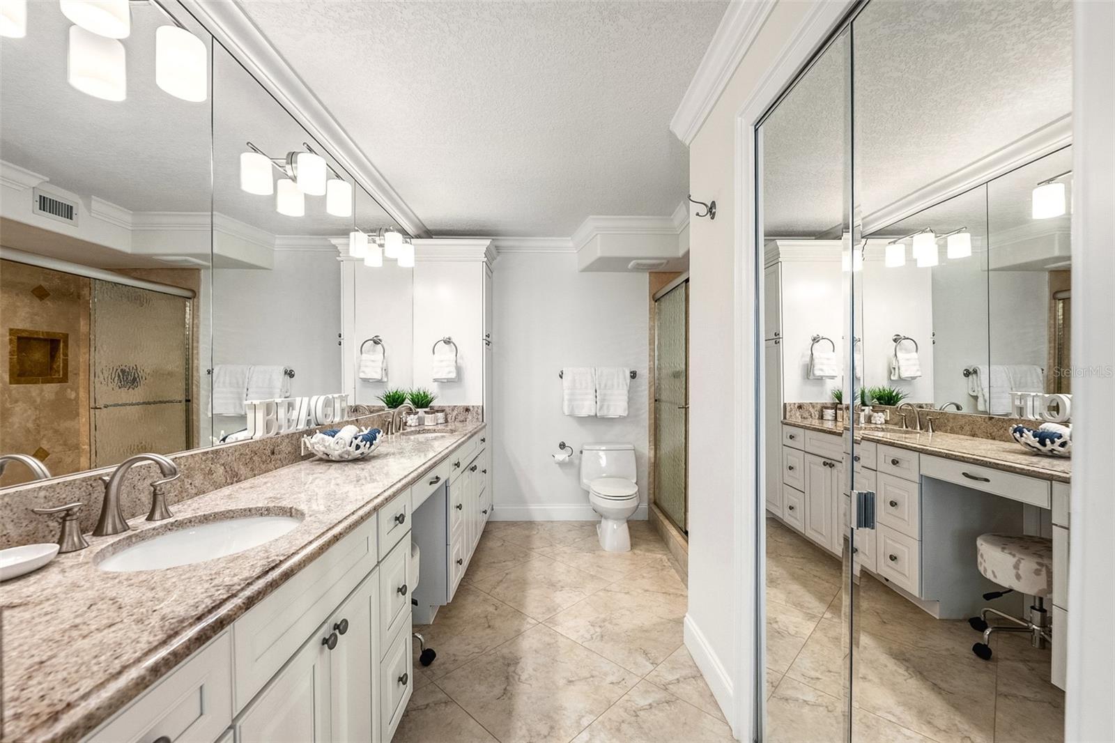 20 WHISPERING SANDS DR #1102