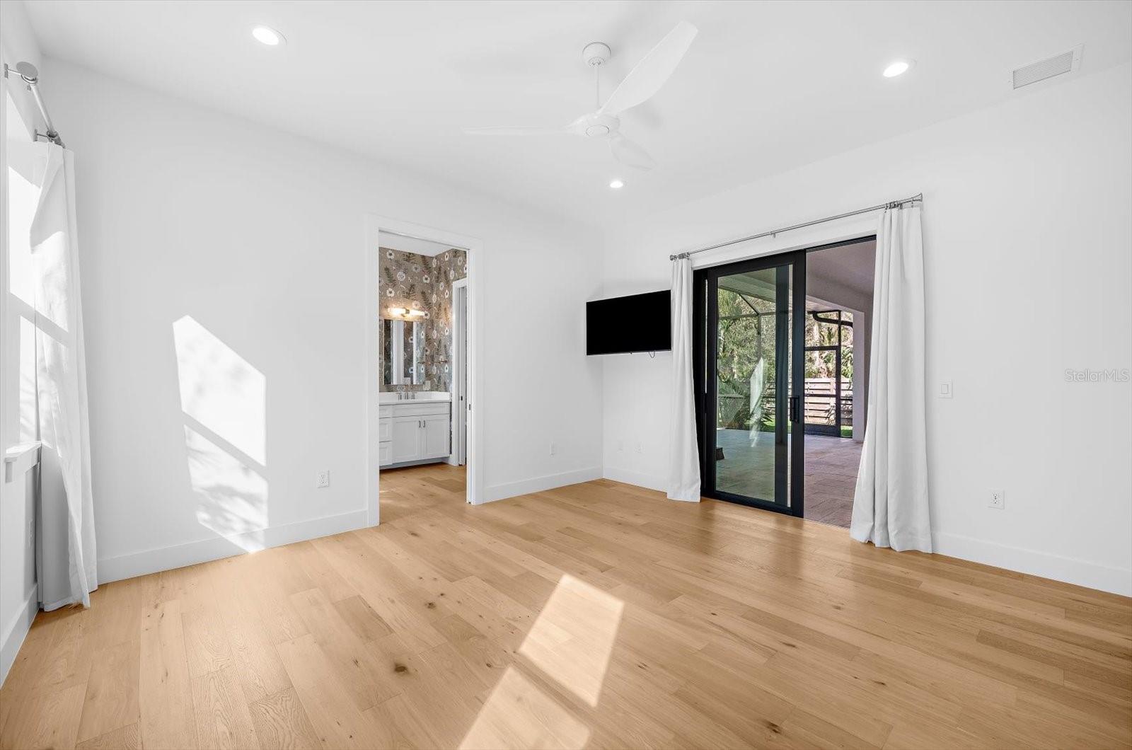 2135 DATURA ST