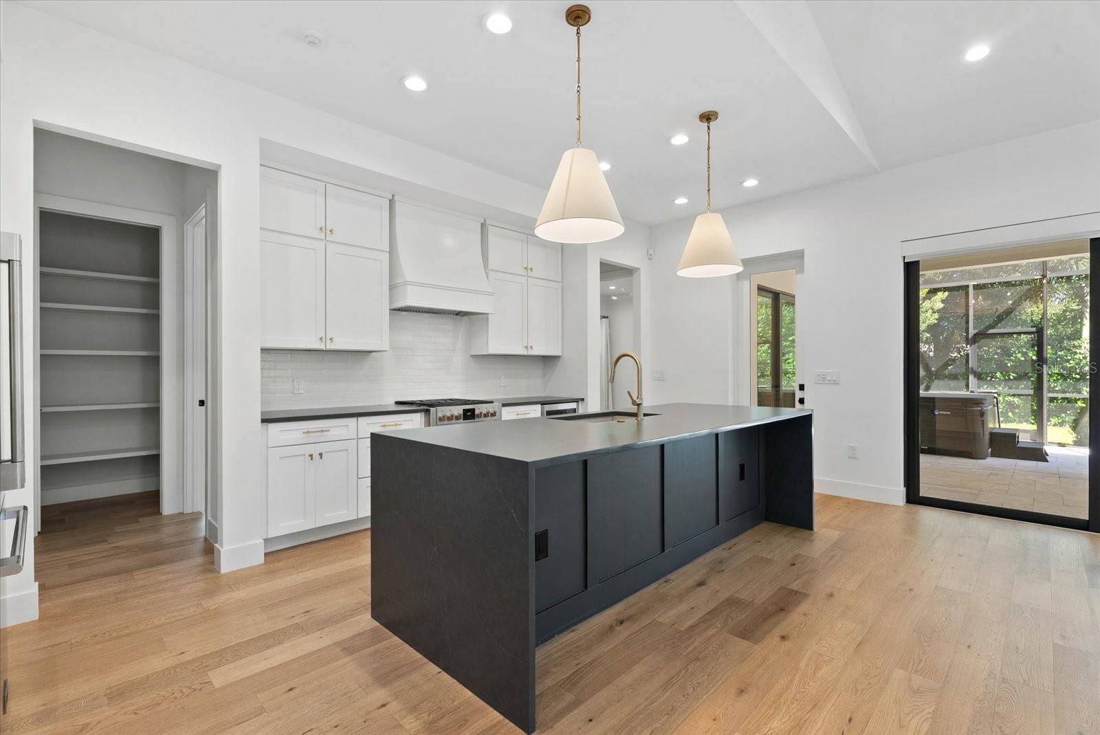 2135 DATURA ST