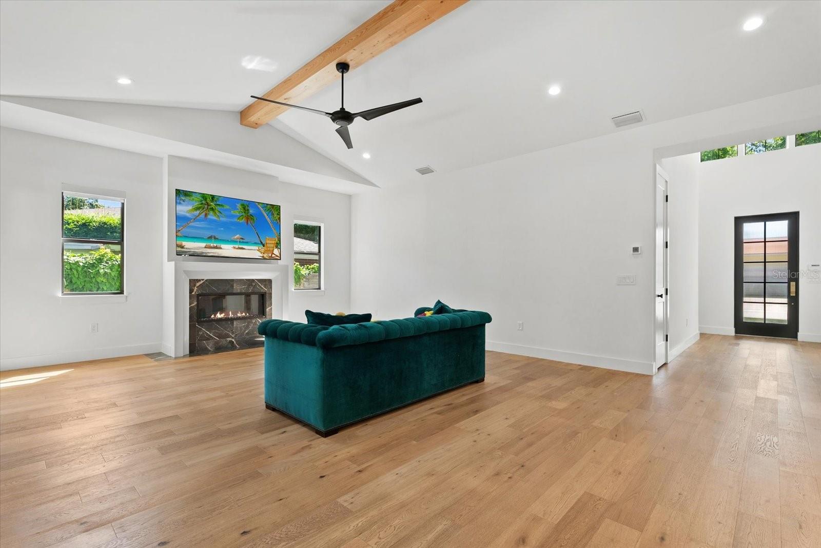 2135 DATURA ST