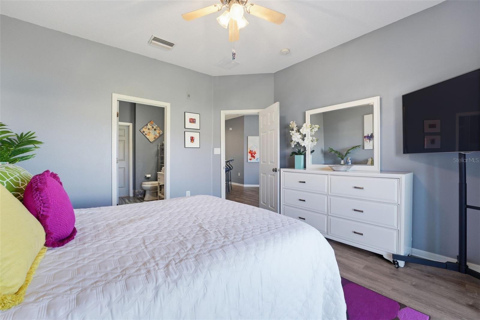 3758 PARKRIDGE CIR #24-201