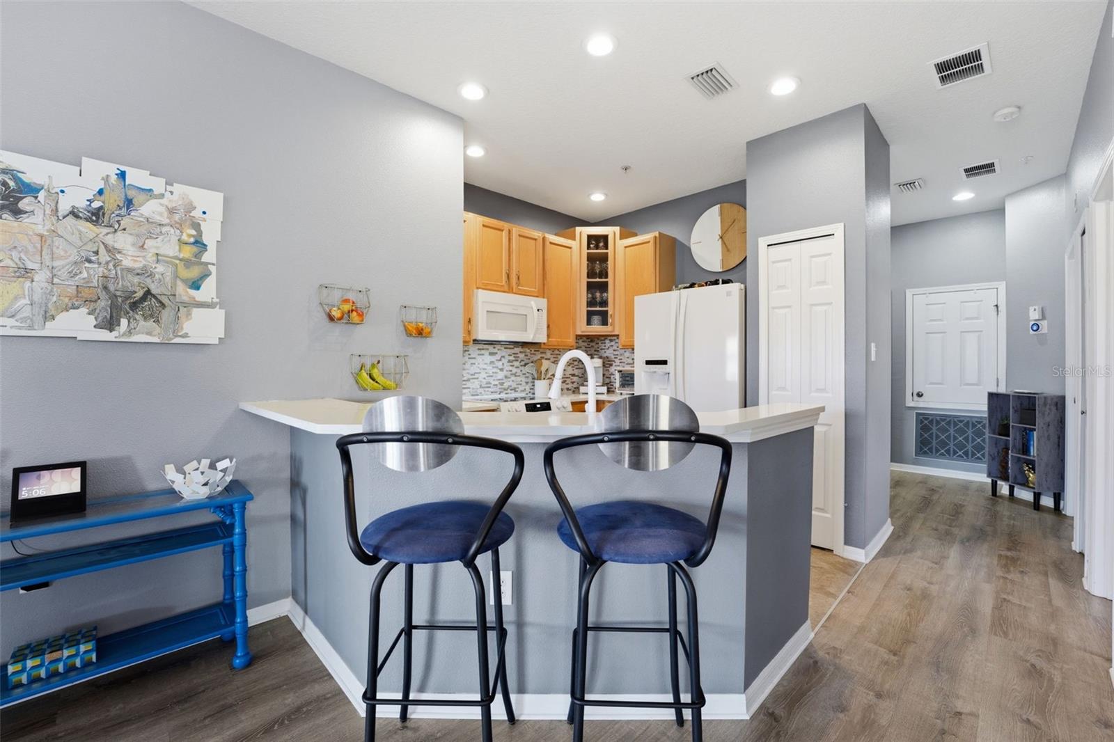 3758 PARKRIDGE CIR #24-201