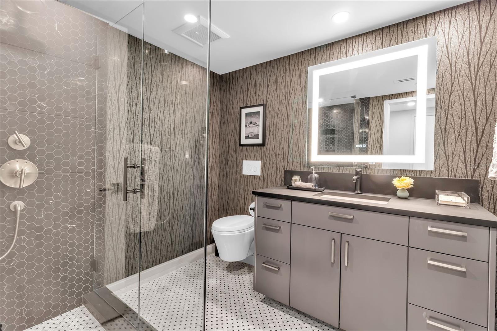 5740 MIDNIGHT PASS RD #403