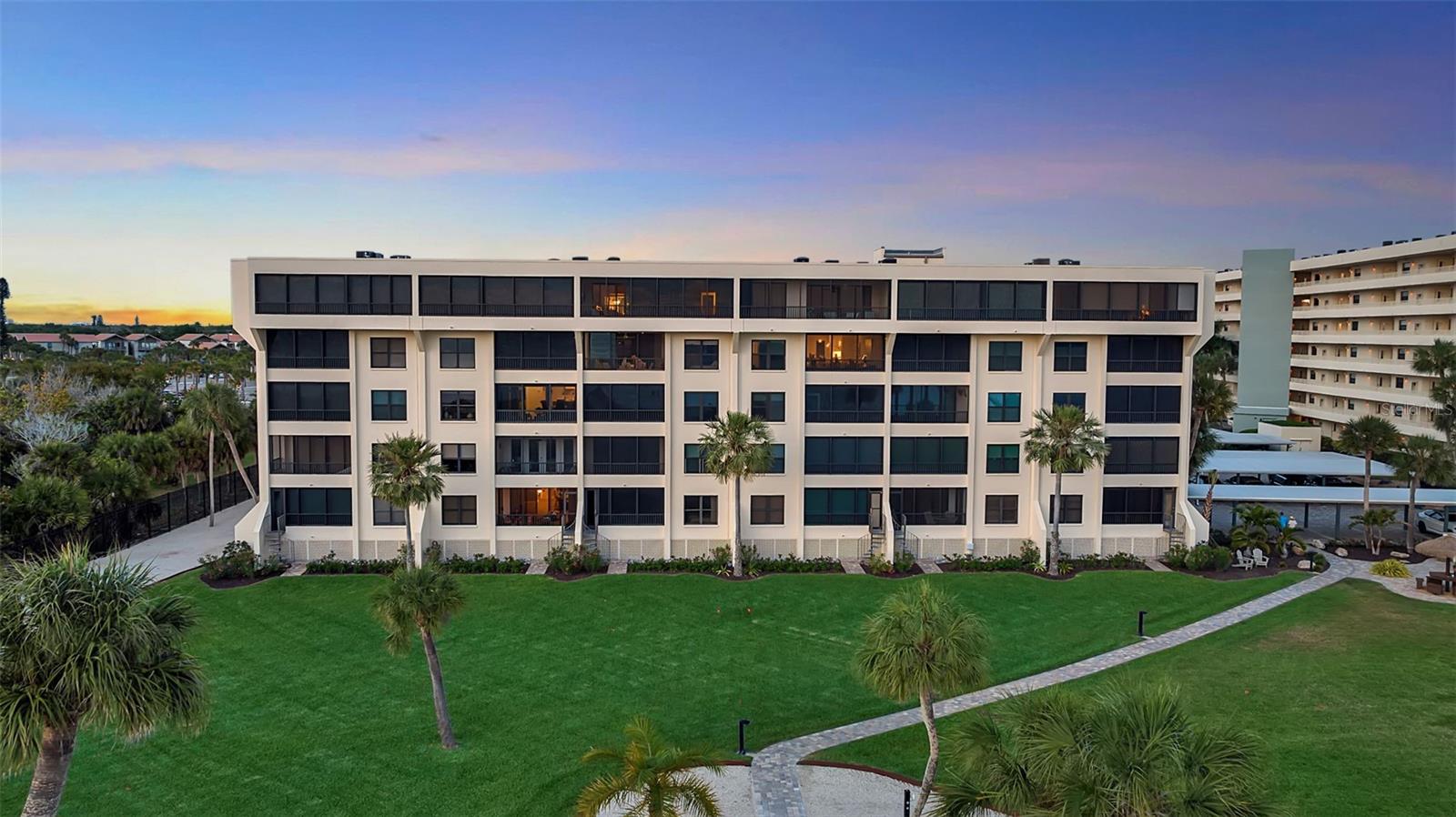 5740 MIDNIGHT PASS RD #403