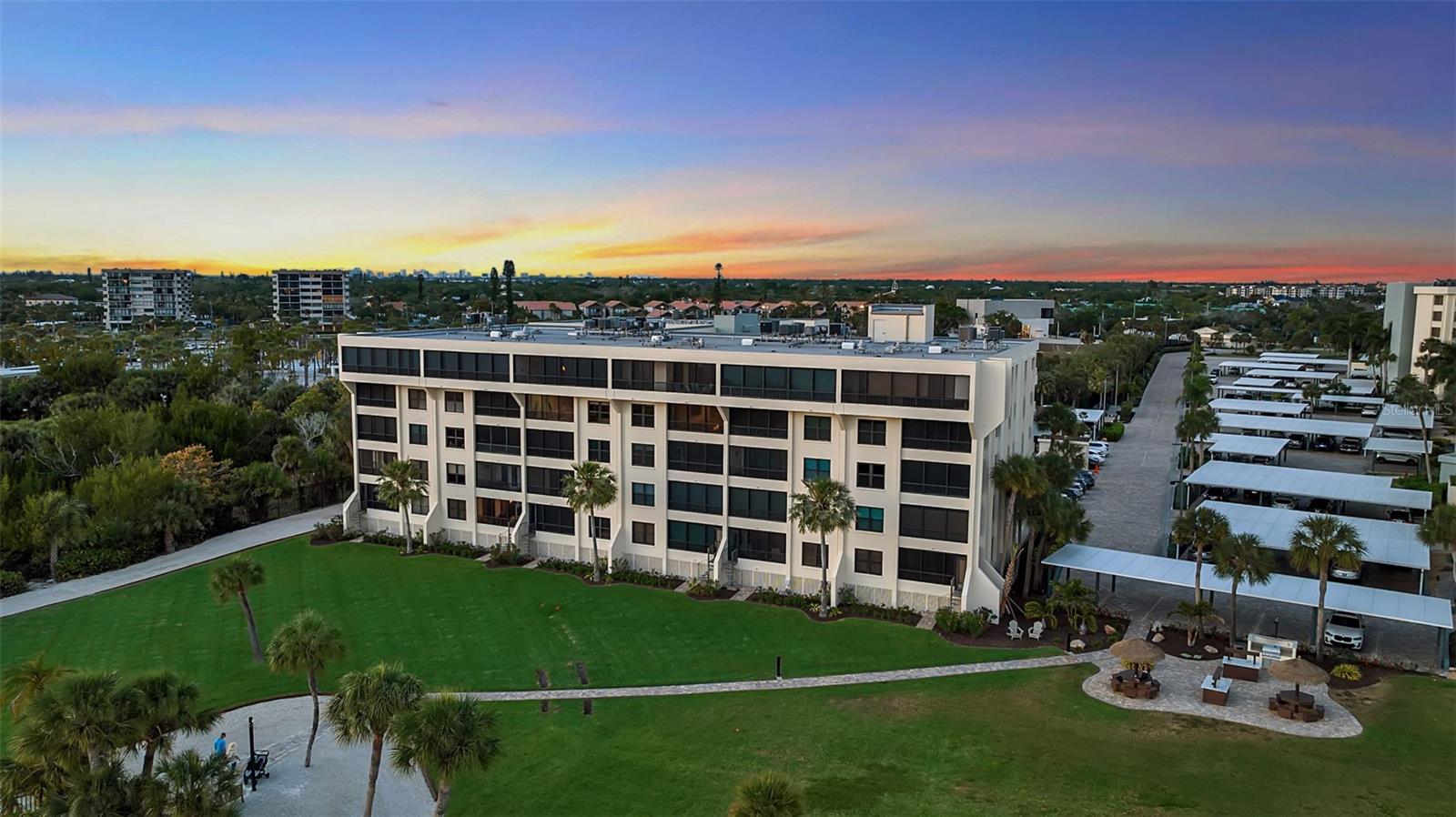 5740 MIDNIGHT PASS RD #403