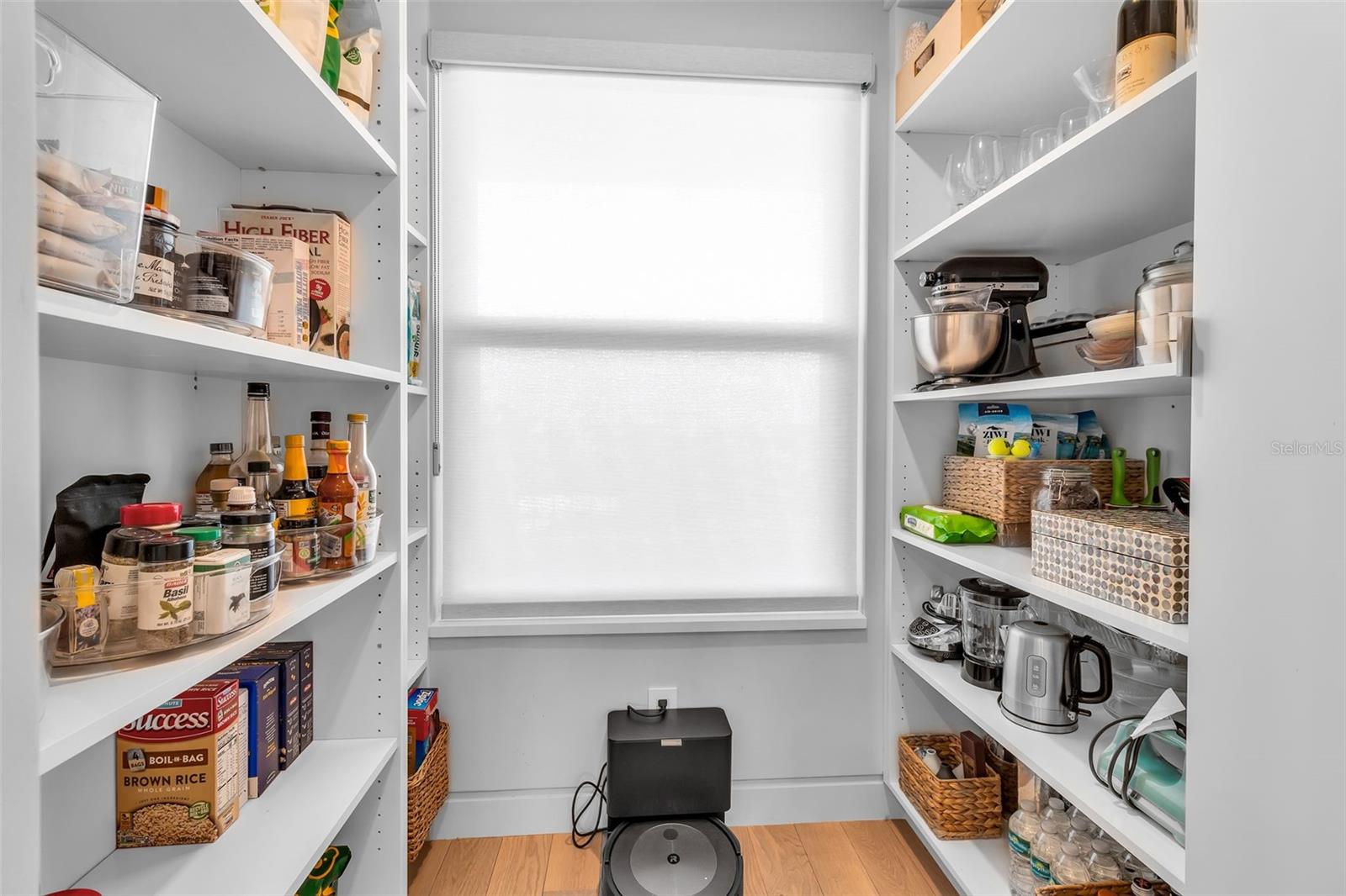 5740 MIDNIGHT PASS RD #403