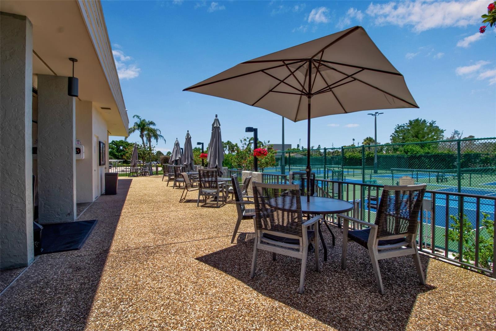 5740 MIDNIGHT PASS RD #403