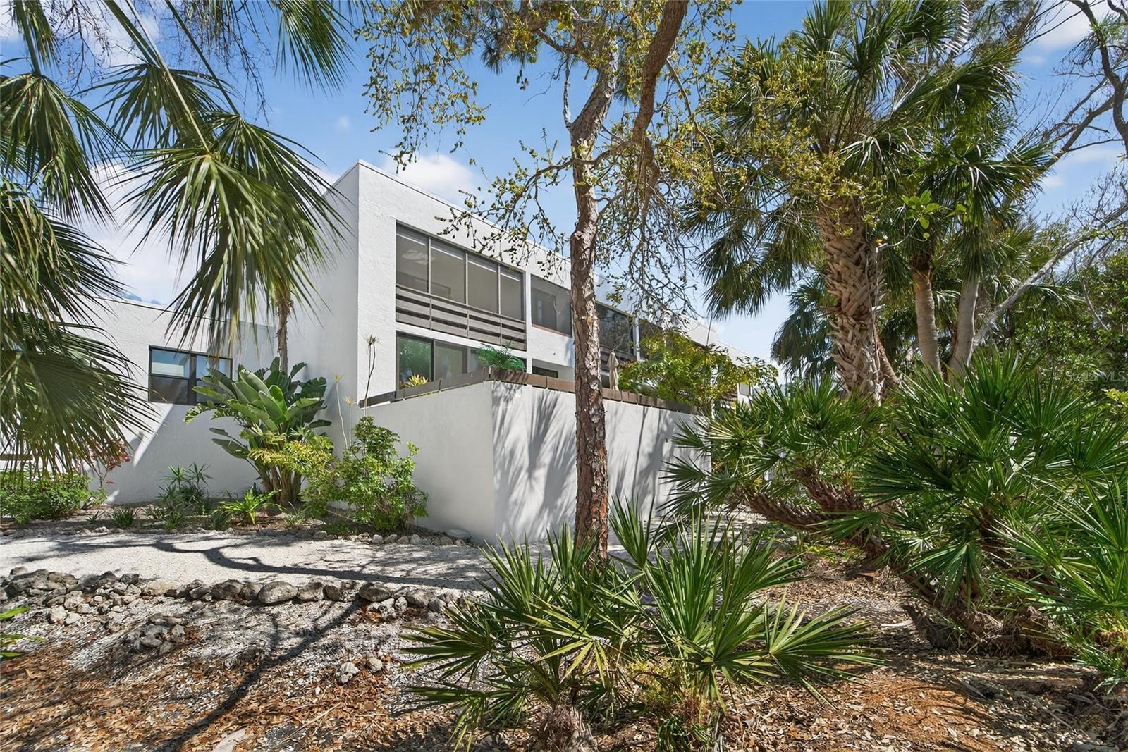 803 BAYPORT WAY #803