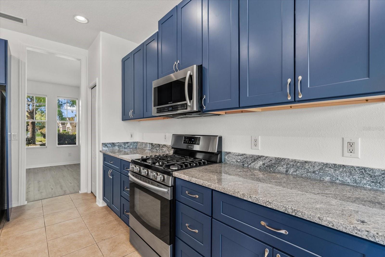 12808 HAMPTON HILL DR