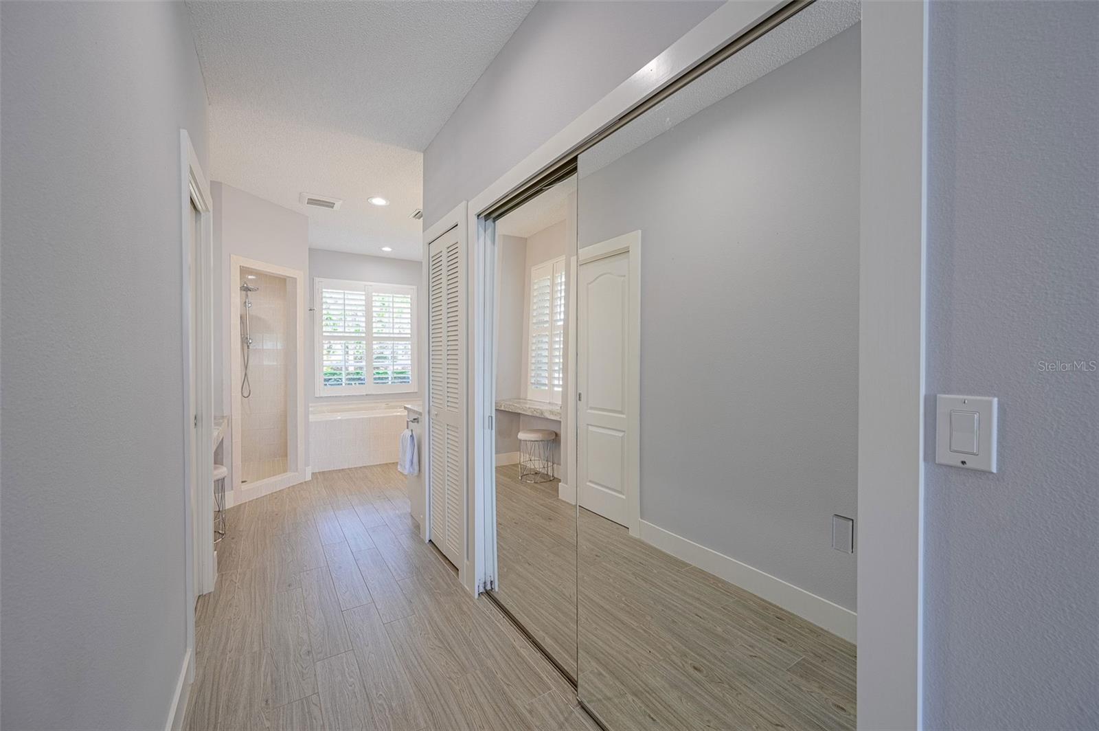 4450 DEER CREEK BLVD