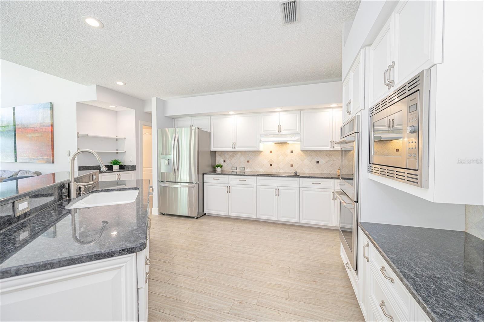 4450 DEER CREEK BLVD