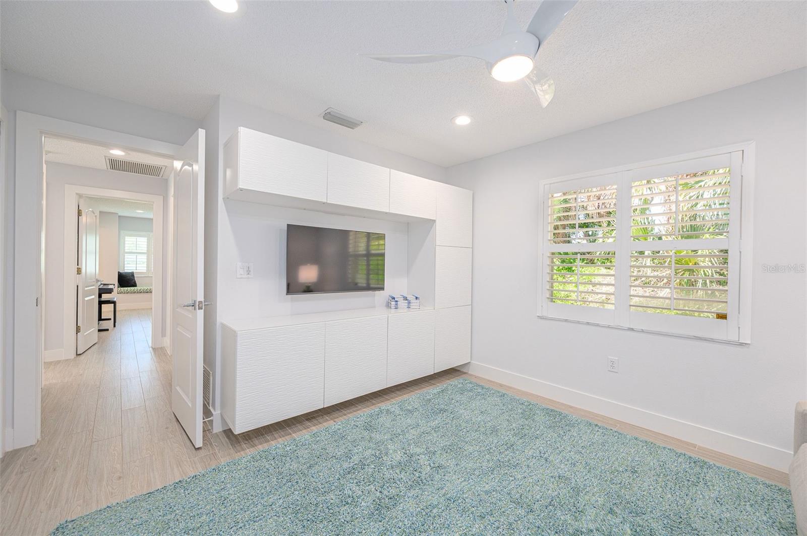 4450 DEER CREEK BLVD