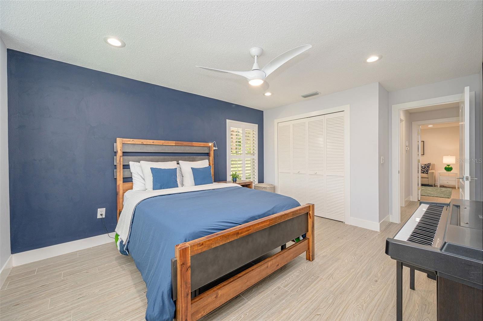 4450 DEER CREEK BLVD