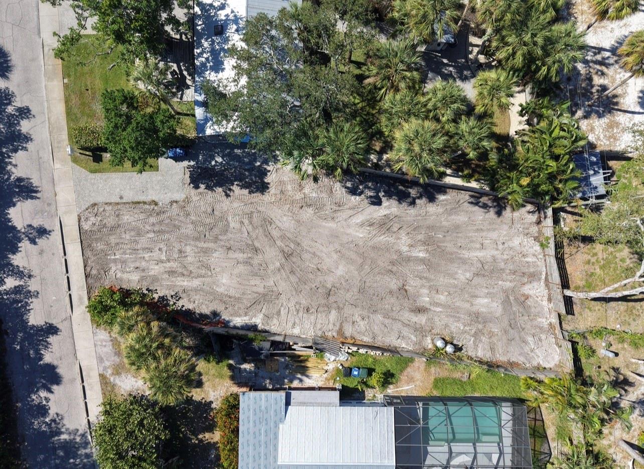 671 AVENIDA DEL NORTE