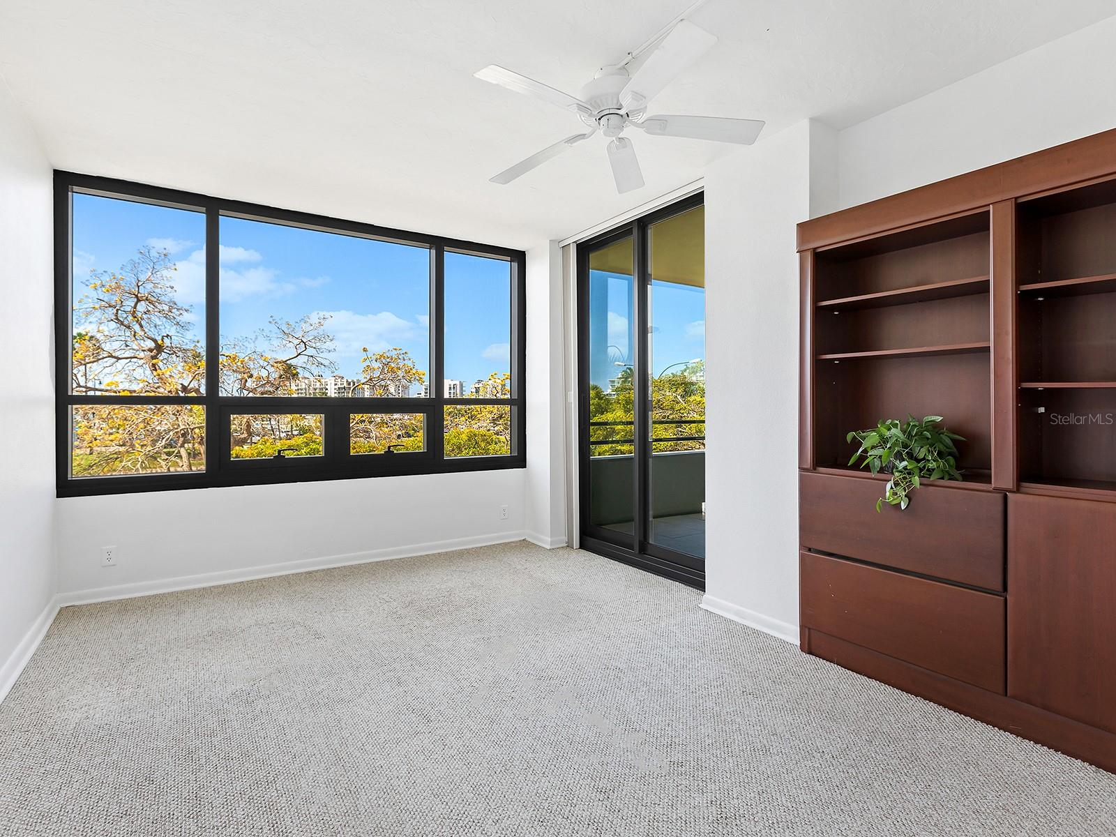 1255 N GULFSTREAM AVE #205