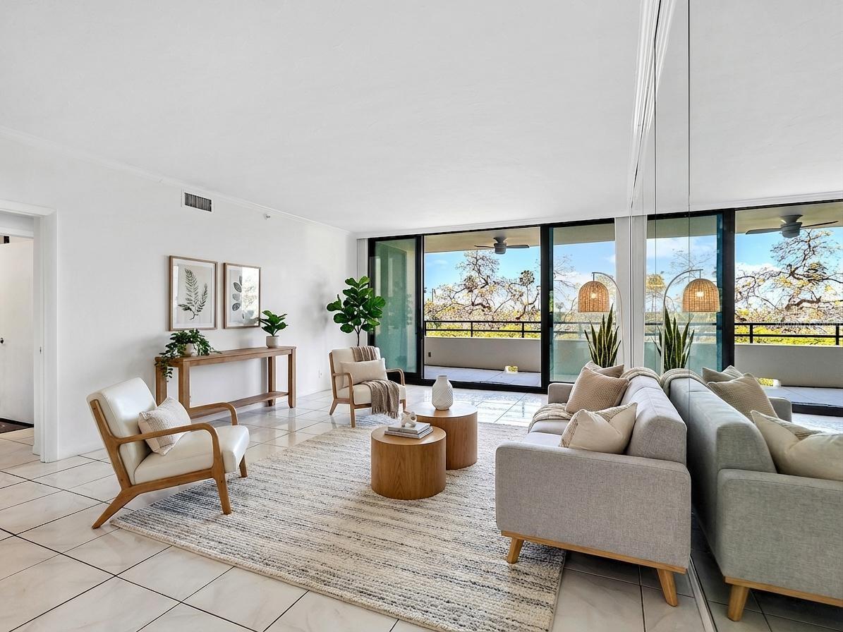 1255 N GULFSTREAM AVE #205