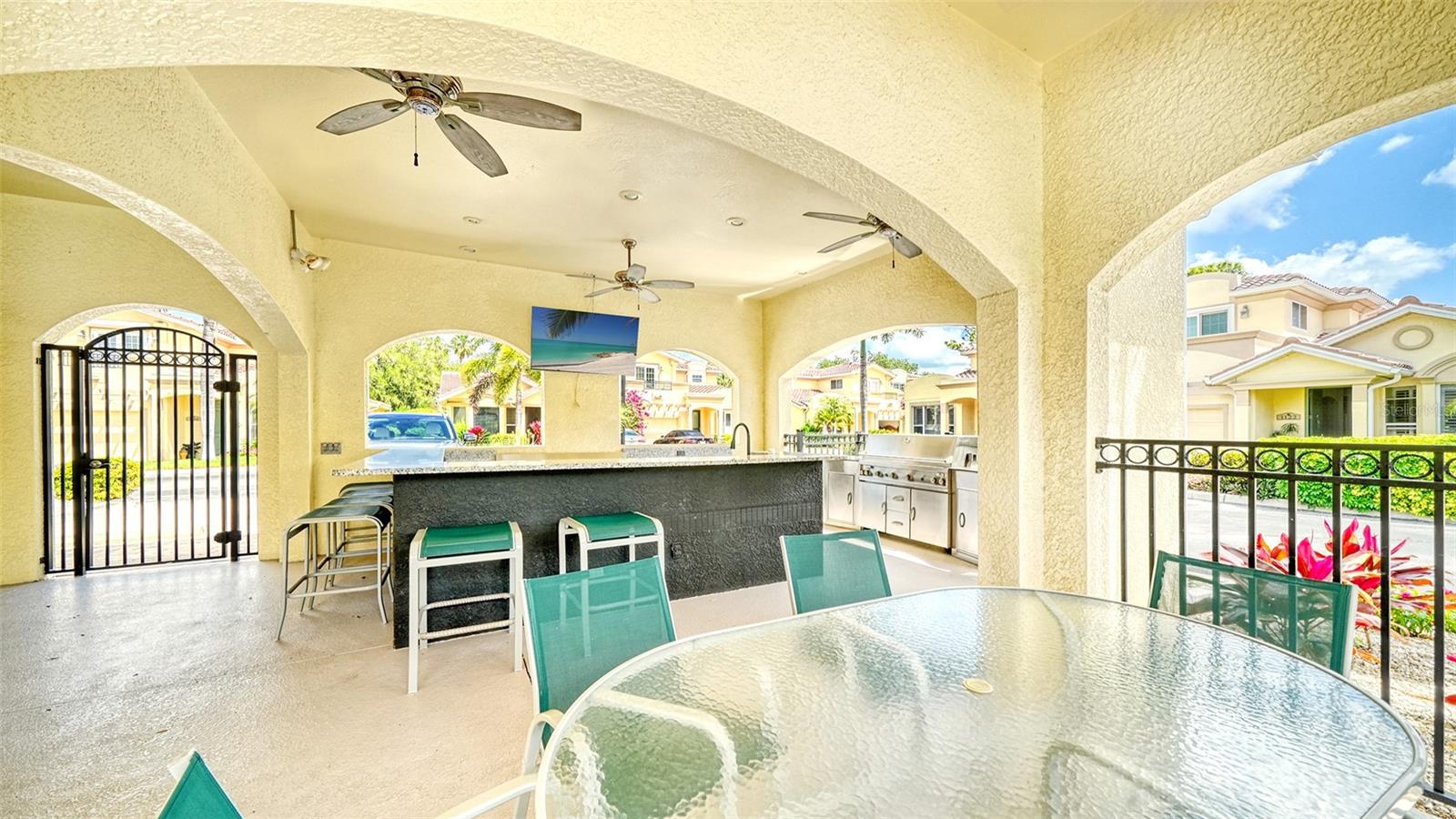 1116 BEACHCOMBER CT #3
