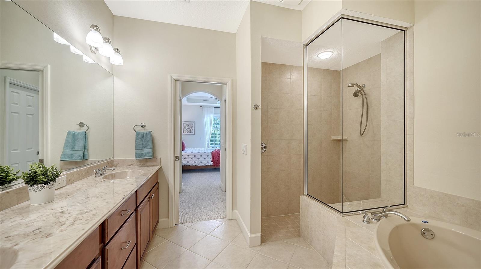 1116 BEACHCOMBER CT #3