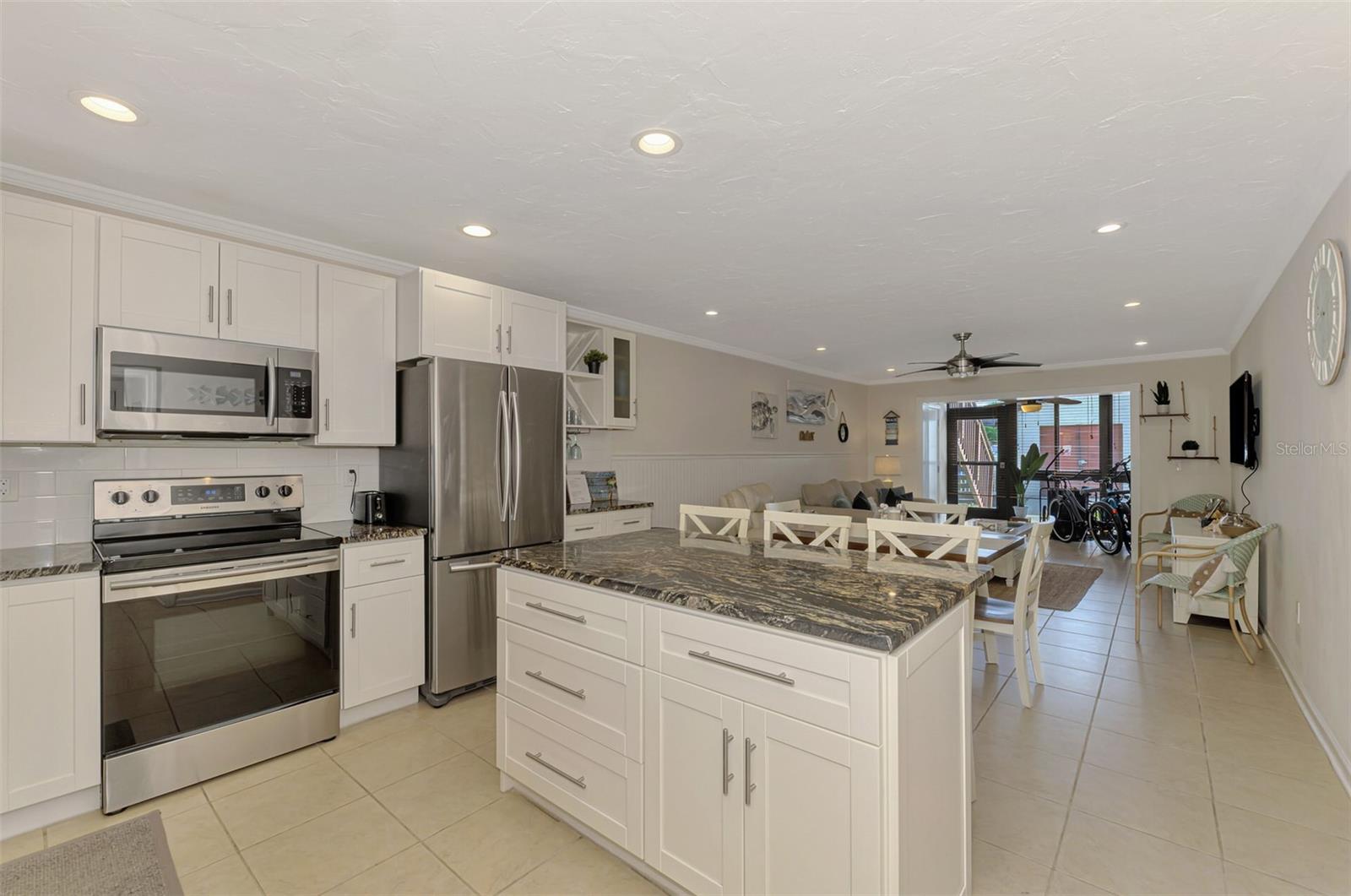 1612 STICKNEY POINT RD #1612-1