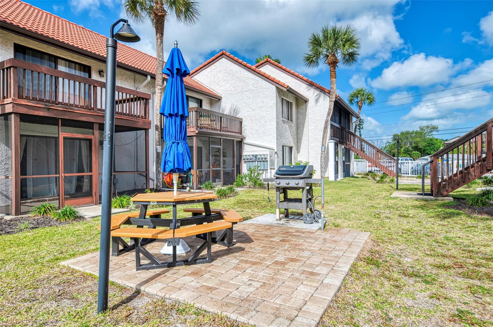 1612 STICKNEY POINT RD #1612-1