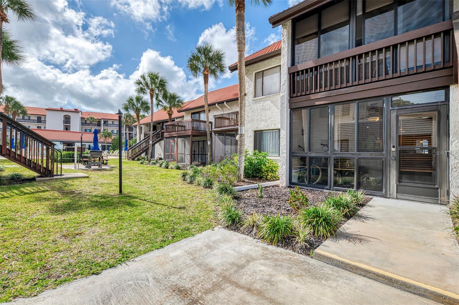 1612 STICKNEY POINT RD #1612-1