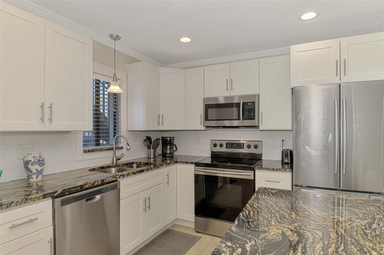 1612 STICKNEY POINT RD #1612-1