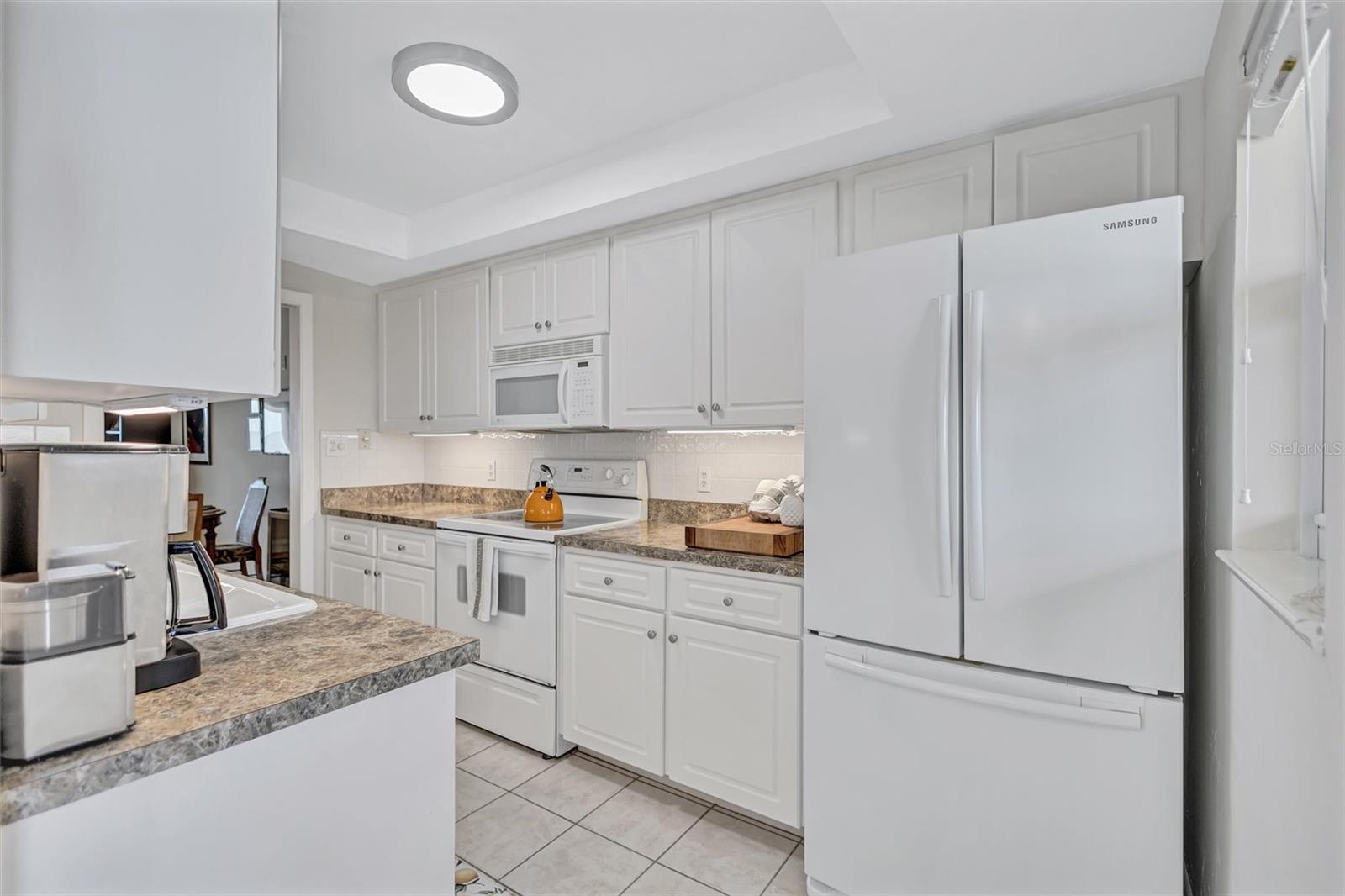 6140 MIDNIGHT PASS RD #603