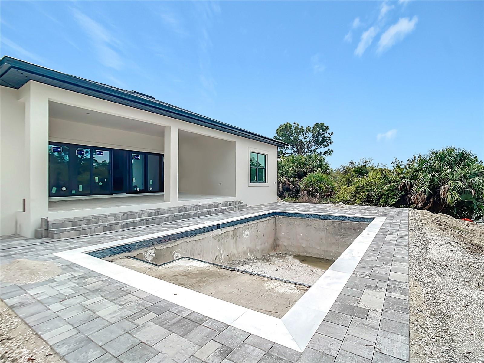 7731 PINEDALE DR