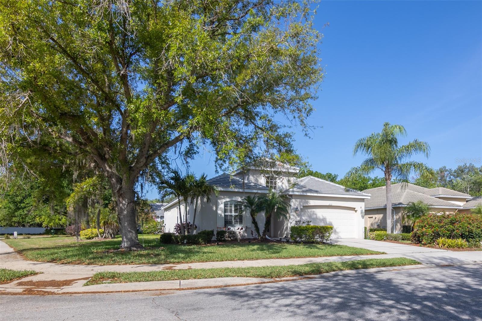 12150 MAPLE RIDGE DR