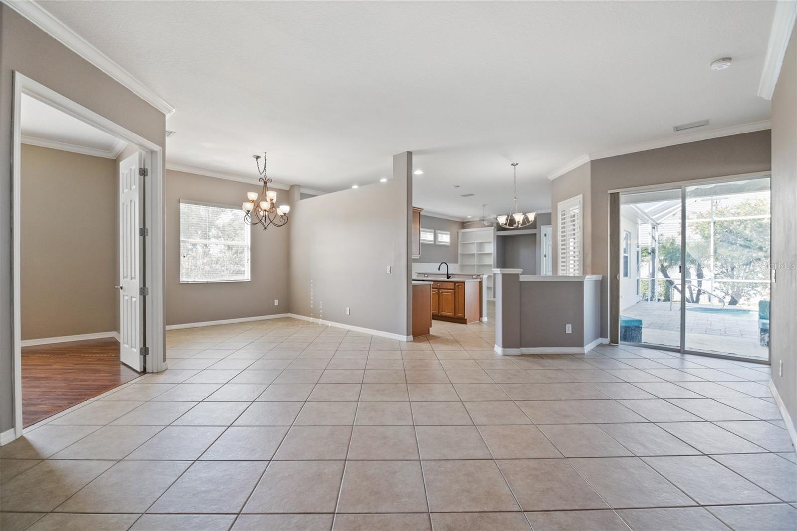 12150 MAPLE RIDGE DR