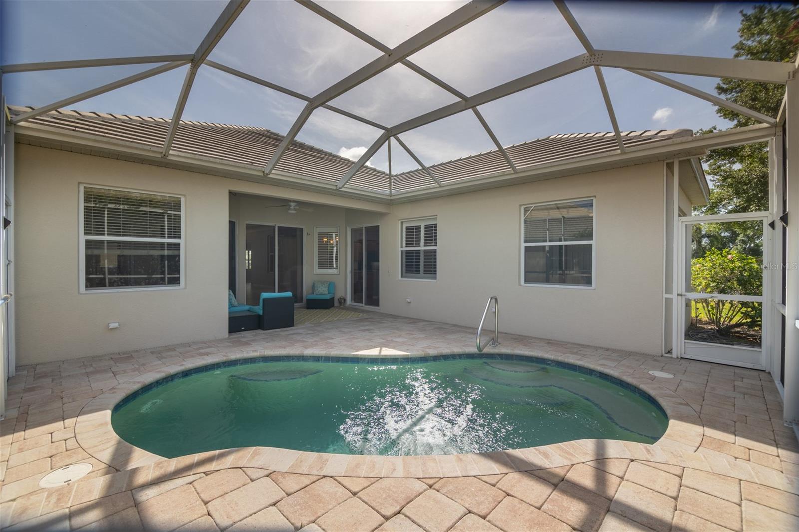 12150 MAPLE RIDGE DR