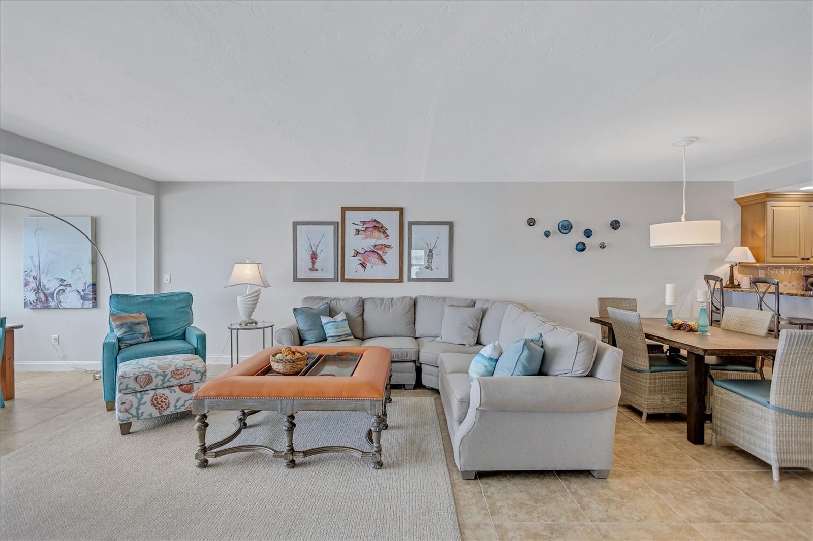 6140 MIDNIGHT PASS RD #501