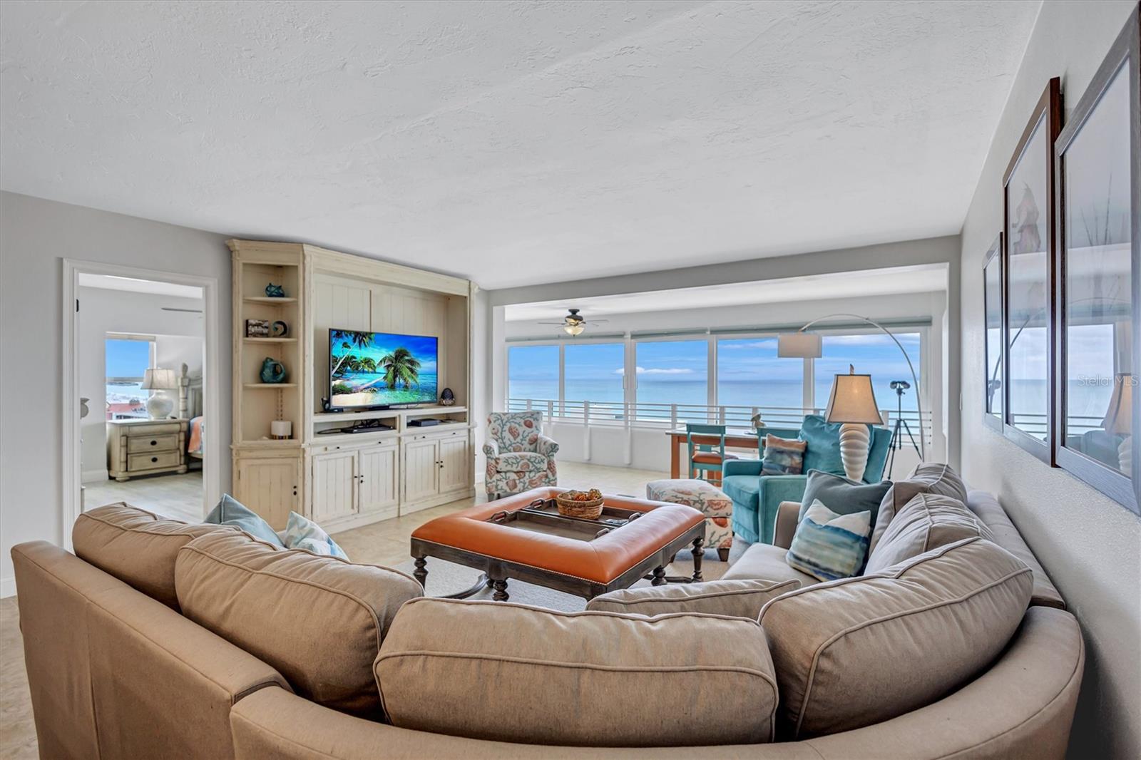 6140 MIDNIGHT PASS RD #501