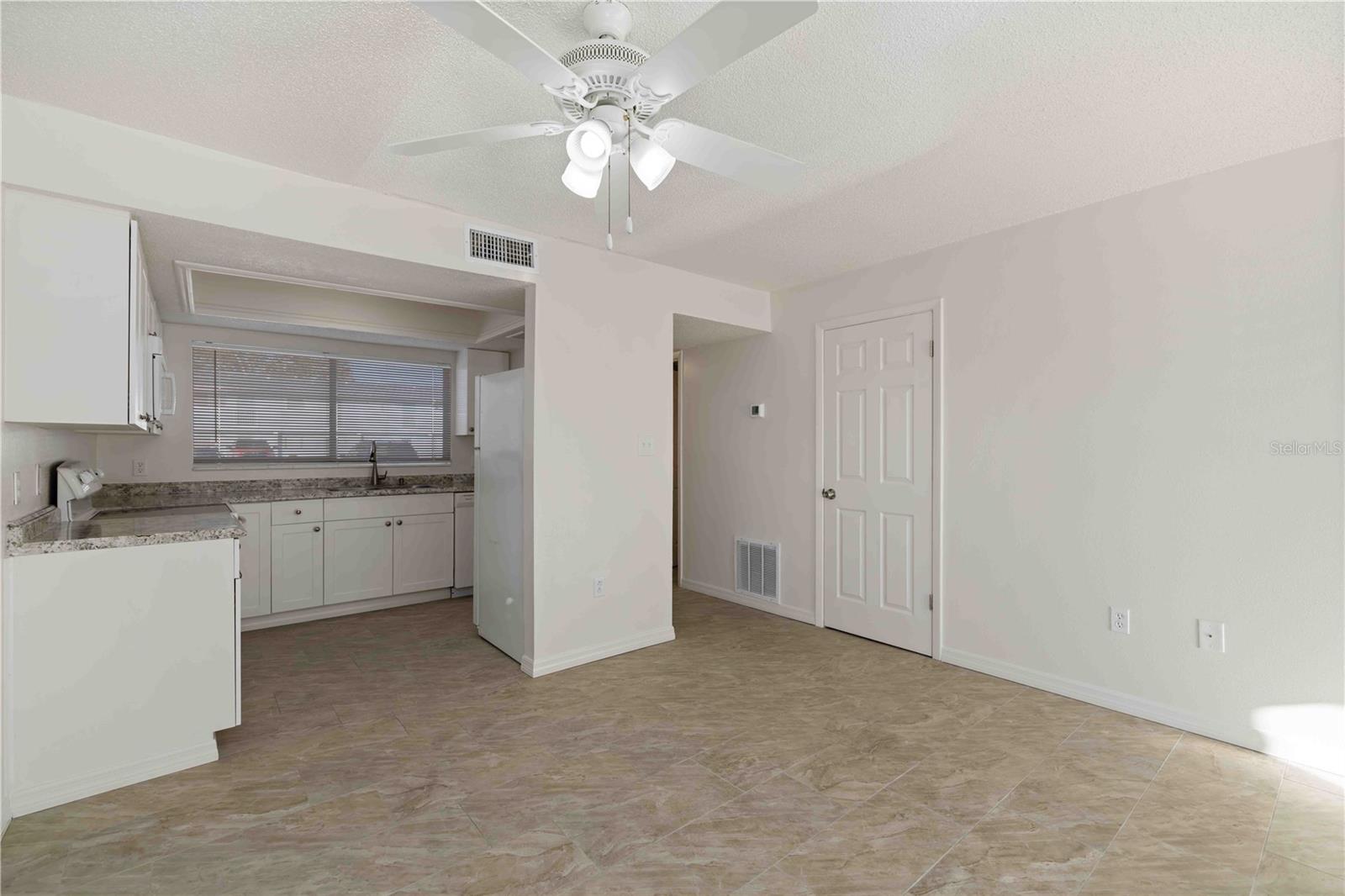3569 BEE RIDGE