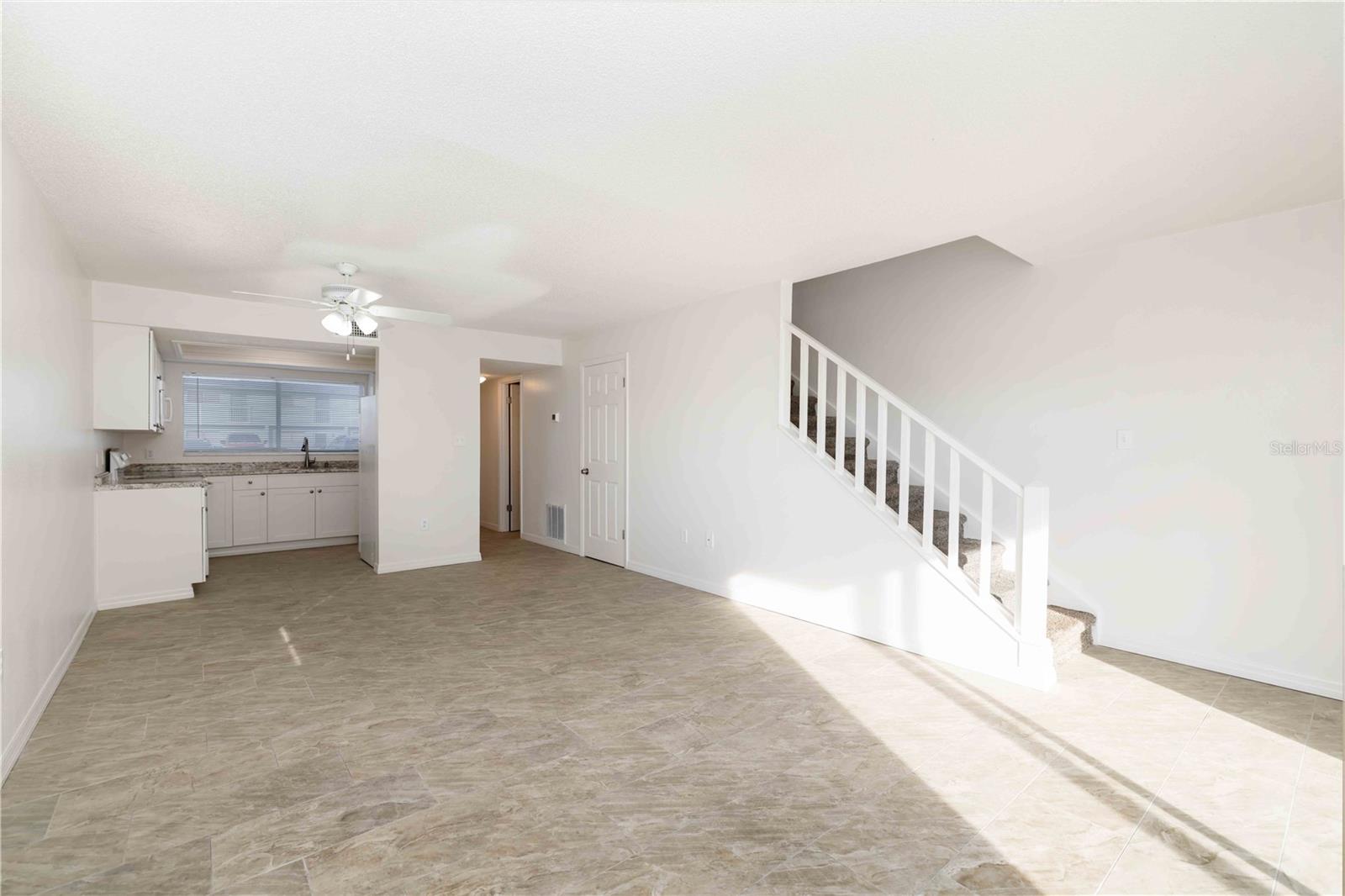3569 BEE RIDGE