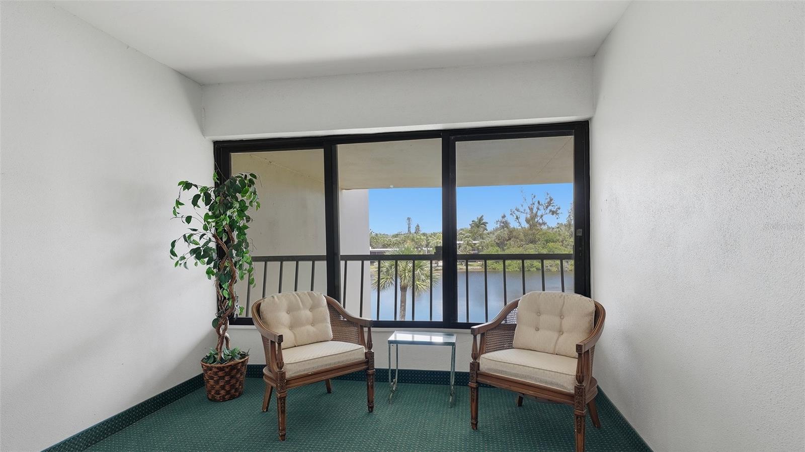 101 WHISPERING SANDS DR #301