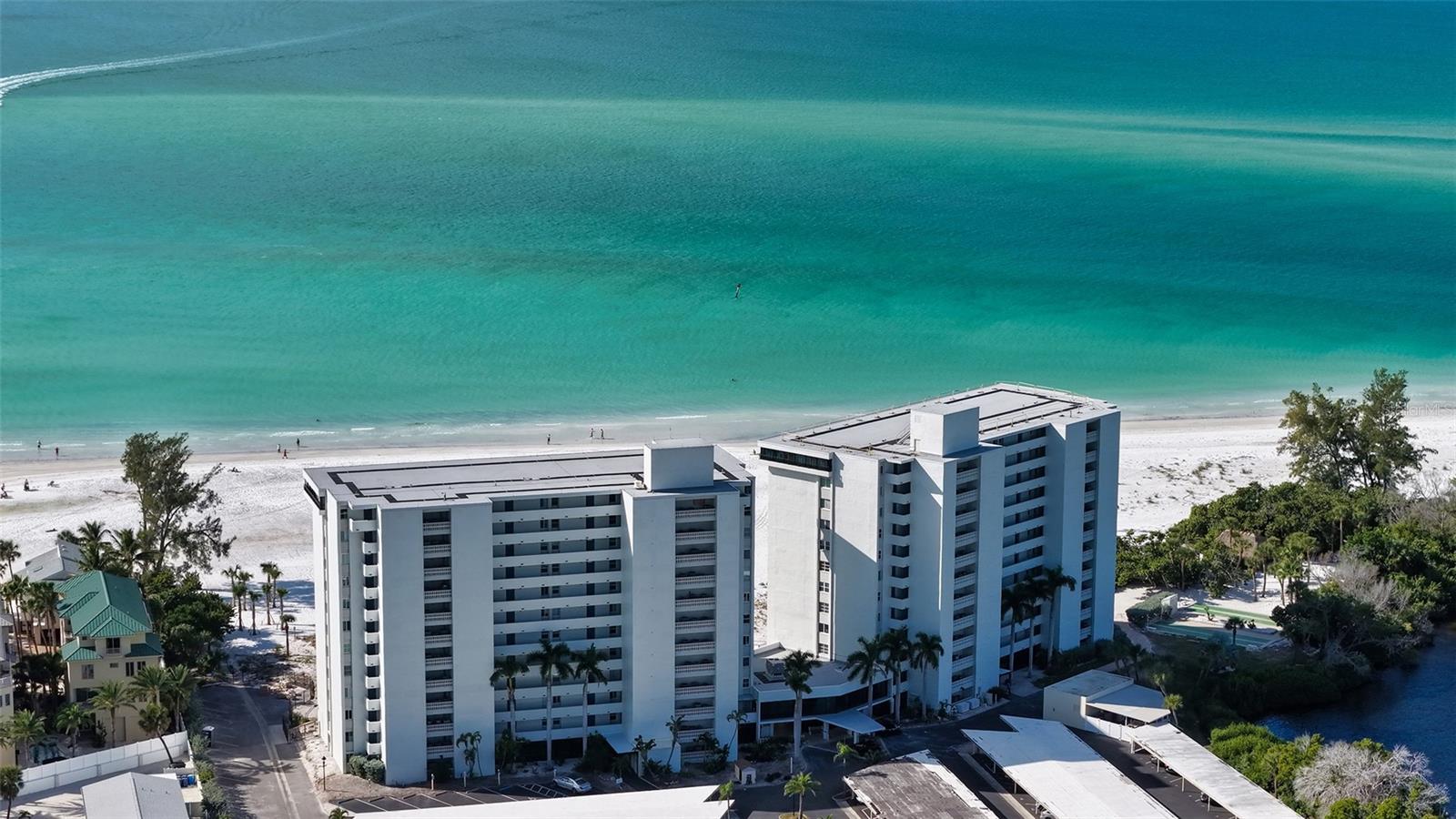 101 WHISPERING SANDS DR #301