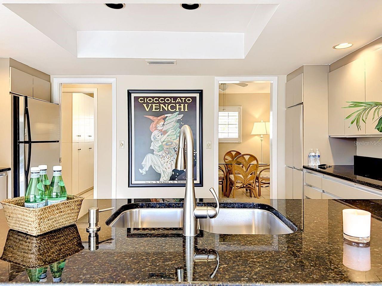 581 YARDARM LN