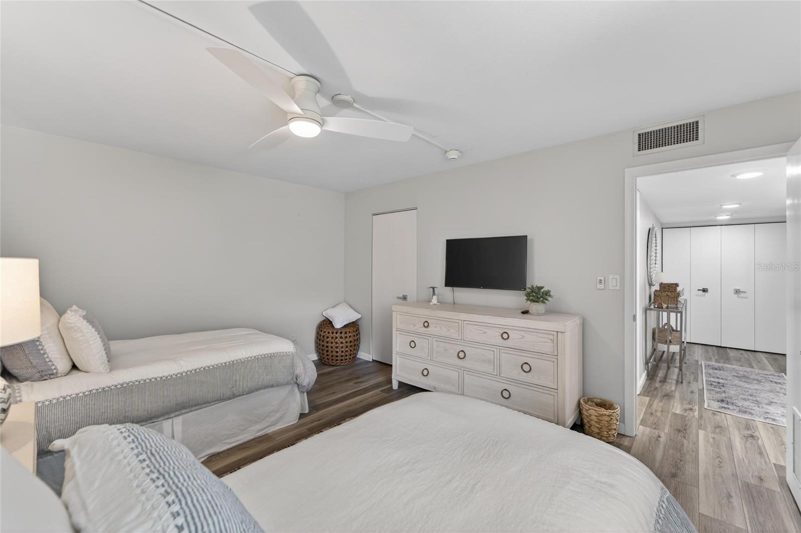 828 BAYPORT WAY #828