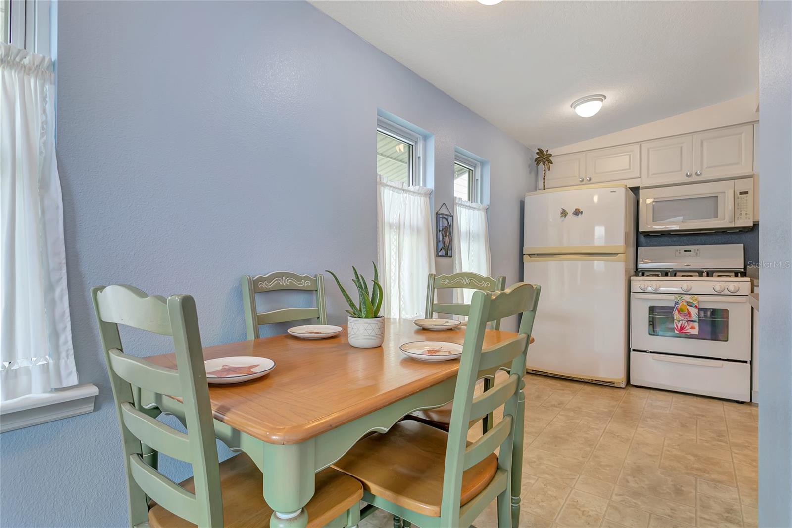 14 BRADEN CASTLE DR